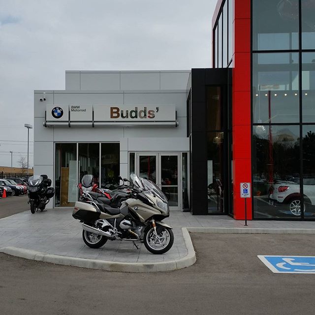 Budds Motorrad. Sensor im Hinterrad musste getauscht werden. Prompte Bedienung. Sehr guter Service. Einfach große Klasse. Die 2. USA-KANADA Tour 2016. BMW-CLUB #BITBURGER #BITTEEINBIT #MIAMI #NYC #WASHINGTON #MONTREAL #NIAGARAFALLS #CHICAGO #ROCKYS #LOSANGELES #SANFRANCISCO #HOUSTEN #NEWORLEANS #TAMPA #URLAUB #HOLIDAY #FLORIDA #USA #Ft.Myers