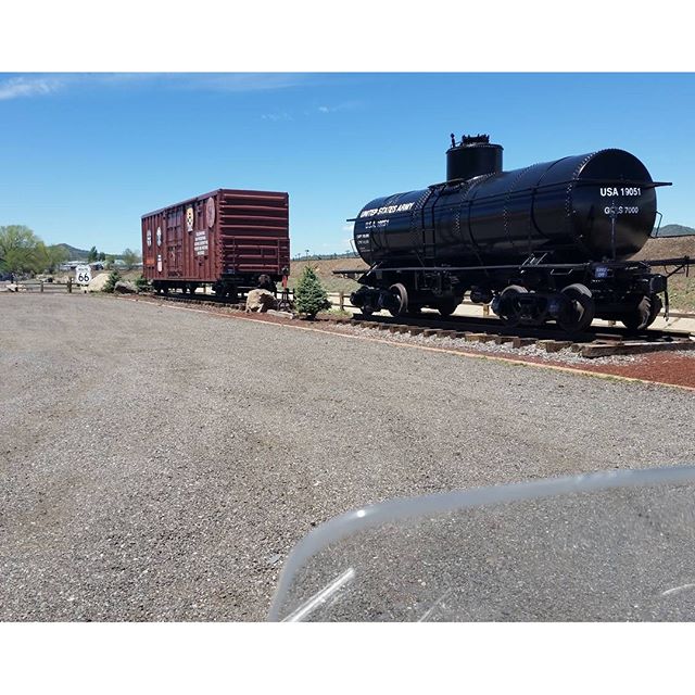 Williams Arizona an der Route 66. BMW #BMWMOTORRAD #BMWROADTRIP.DE#MOTORRAD #ROUTE66 #VORBEREITUNGEN #DHL #NORDEN #NORDERNEY #FLORIDA #USA #DAYTONA #MIAMI #NYC #WASHINGTON #MONTREAL #NIAGARAFALLS #CHICAGO #ROCKYS #LOSANGELES #SANFRANCISCO #HOUSTEN #NEWORLEANS #TAMPA #URLAUB #HOLIDAY #BITBURGERALKOHOLFREI #BITBURGER #BITTEEINBIT#Düsseldorf