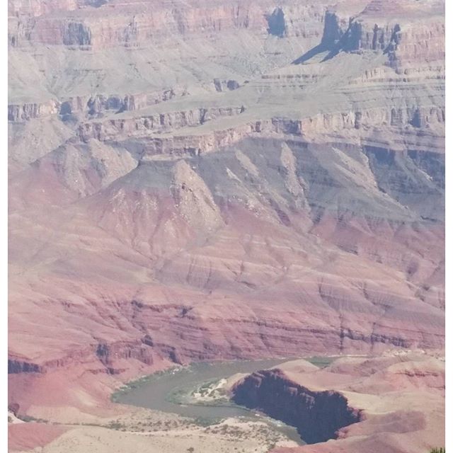Noch einmal der Colorado - River. BMW #BMWMOTORRAD #BMWROADTRIP.DE #MOTORRAD #ROUTE66 #VORBEREITUNGEN #DHL #NORDEN #NORDERNEY #FLORIDA #USA #DAYTONA #MIAMI #NYC #WASHINGTON #MONTREAL #NIAGARAFALLS #CHICAGO #ROCKYS #LOSANGELES #SANFRANCISCO #HOUSTEN #NEWORLEANS #TAMPA #URLAUB #HOLIDAY #BITBURGERALKOHOLFREI #BITBURGER #BITTEEINBIT#Düsseldorf#MOA
